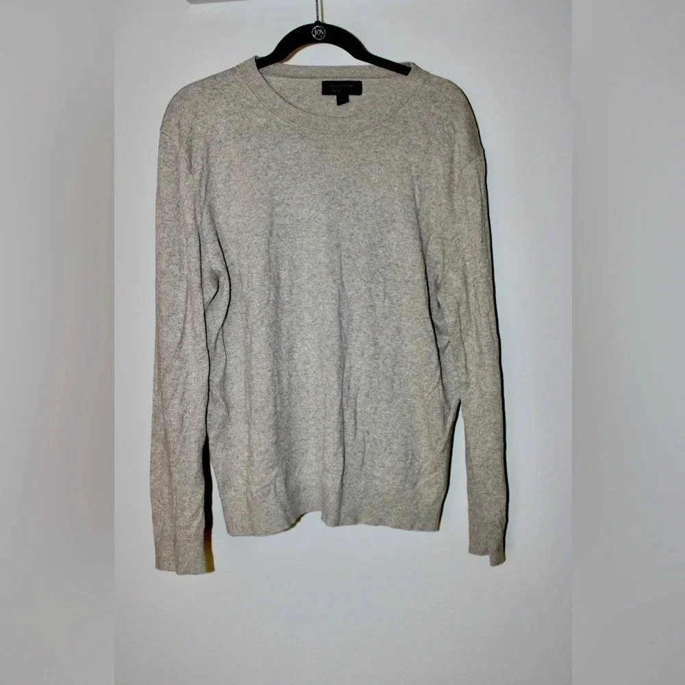 3/$15! Banana Republic Heathered Tan Long Sleeve